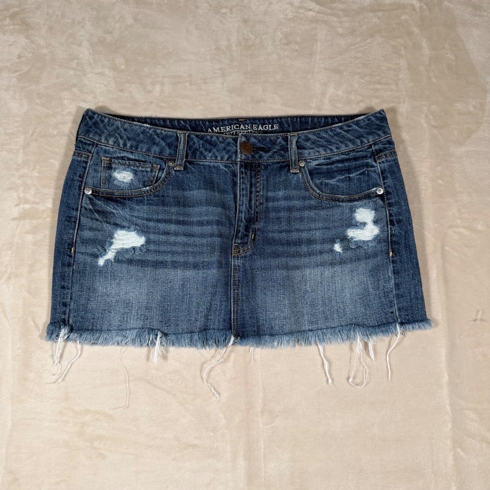 American Eagle Denim Mini Skirt Womens 14 Blue Distressed Raw Hems Cotton Y2K